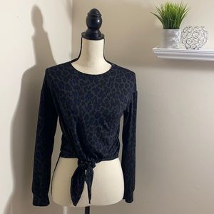 💕Animal Print Tied up tops💕